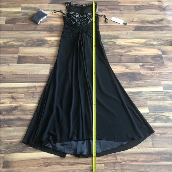 BNWT Montage by Mon Cheri beaded gown - Picture 14 of 14